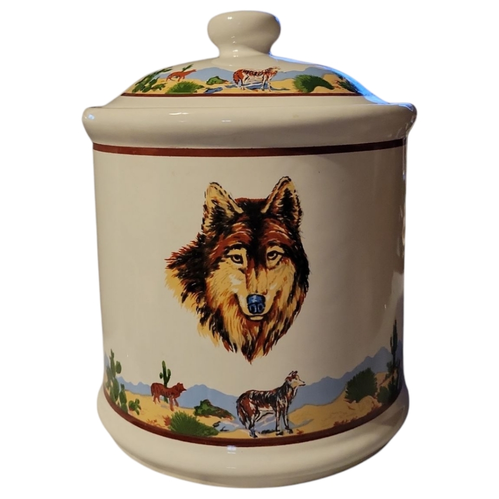 Vtg White Background Tienshan Canister/Lid 6 3/4" Wolf Cacti Desert Earthenware